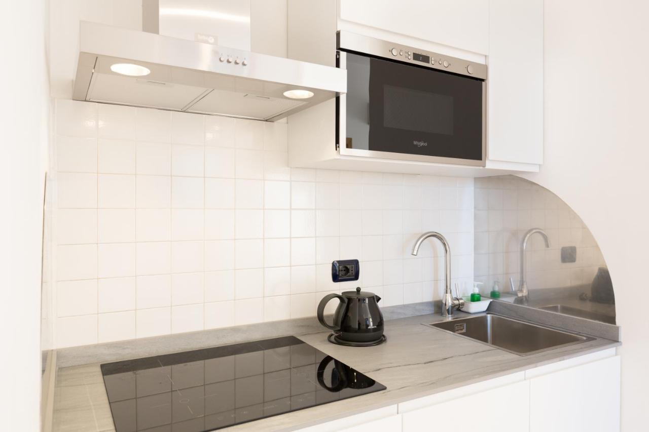 Riviera Residence มารินา ดิ เปียตราซันตา ภายนอก รูปภาพ