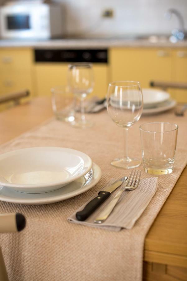 Riviera Residence มารินา ดิ เปียตราซันตา ภายนอก รูปภาพ